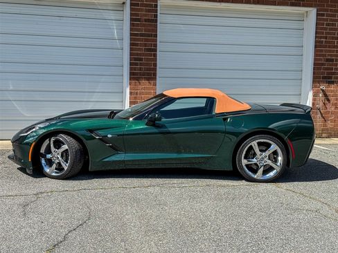 Used 2014 Chevrolet Corvette Stingray Convertible w/ 3LT Preferred Equipment Group RWD image 5