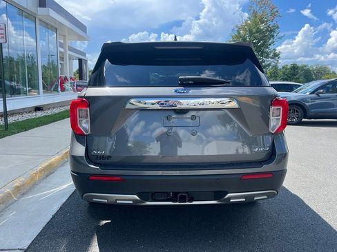 Certified 2023 Ford Explorer XLT w/ Equipment Group 202A AWD/4WD image 8