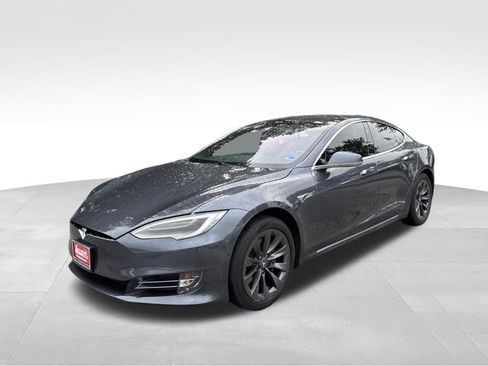 Used 2020 Tesla Model S Long Range Plus AWD/4WD image 3