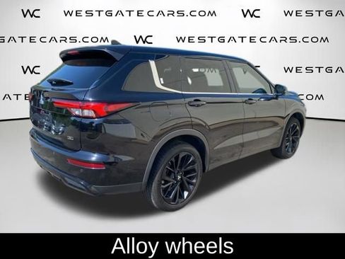 Used 2023 Mitsubishi Outlander SE Black Edition FWD image 23