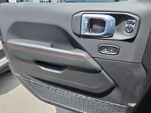 New 2026 Jeep Gladiator Rubicon AWD/4WD image 19