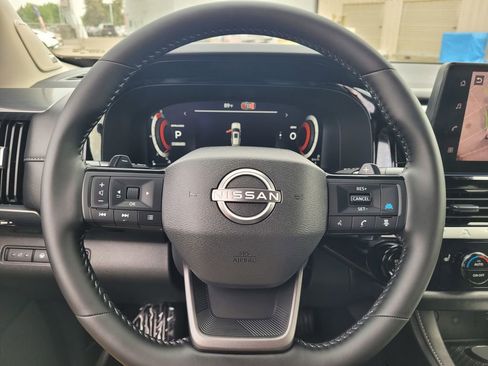 New 2026 Nissan Pathfinder SL w/ SL Premium Package image 12