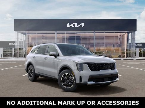 New 2026 Kia Sorento S image 8
