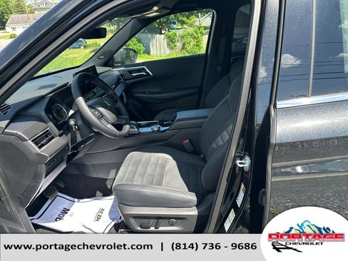Used 2026 Mitsubishi Outlander LE FWD image 10