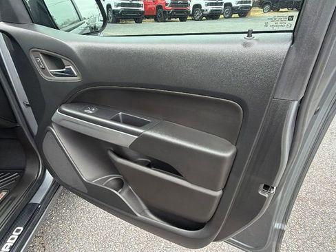 Certified 2022 Chevrolet Colorado LT w/ LT Convenience Package image 15