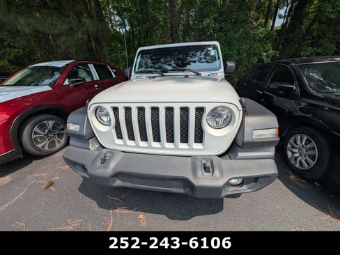 Used 2023 Jeep Wrangler Unlimited Sport AWD/4WD image 7