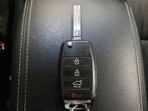 Used 2020 Kia Sportage LX AWD/4WD image 32