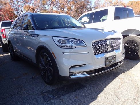 Used 2021 Lincoln Aviator Reserve w/ Equipment Group 202A image 1