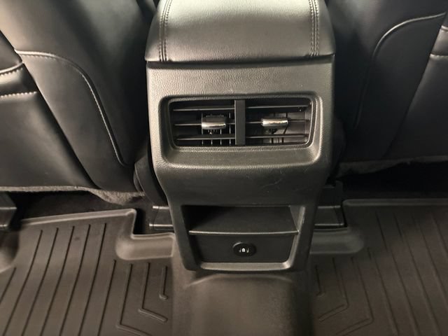Used 2024 Ford Edge SEL AWD/4WD image 19