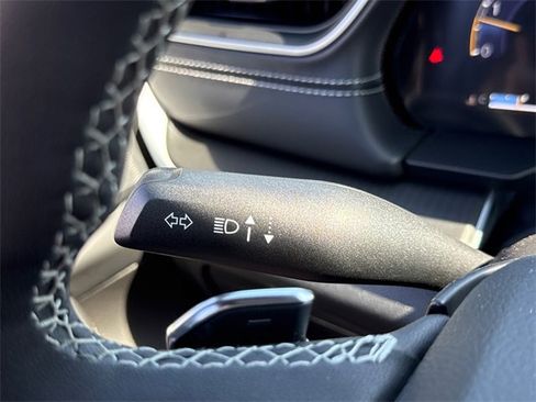 New 2025 Jeep Grand Cherokee Altitude image 16