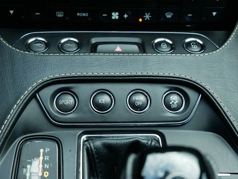 Used 2018 Maserati GranTurismo MC image 22