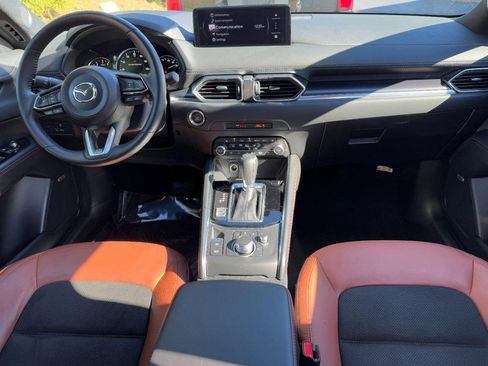 Used 2025 MAZDA CX-5 Carbon Edition image 12