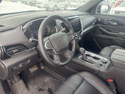 Certified 2023 Chevrolet Traverse RS w/ LPO, Floor Liner Package image 10