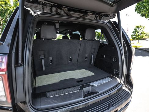 Used 2023 Chevrolet Tahoe Z71 AWD/4WD image 35