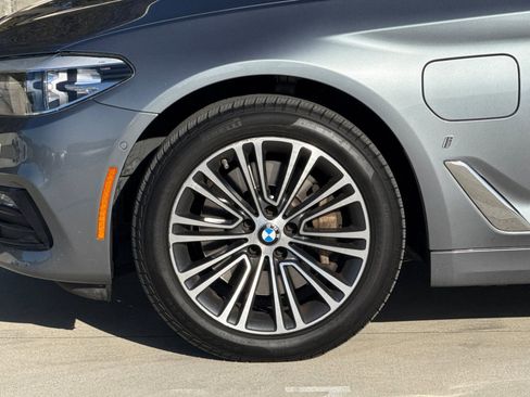Used 2018 BMW 530e image 22
