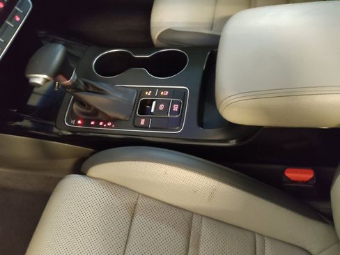 Used 2020 Kia Sorento SX FWD image 26