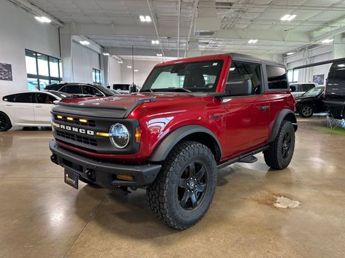 Used 2021 Ford Bronco Black Diamond AWD/4WD image 3