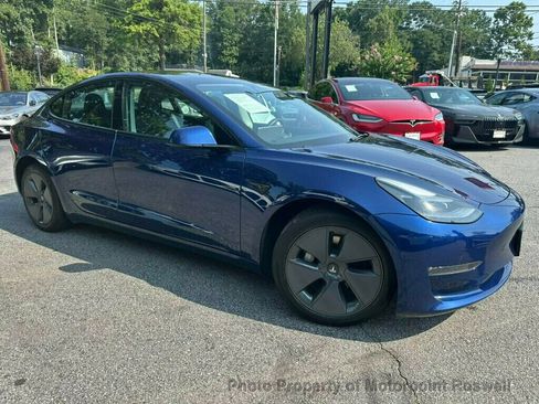 Used 2023 Tesla Model 3 Standard Range RWD image 2
