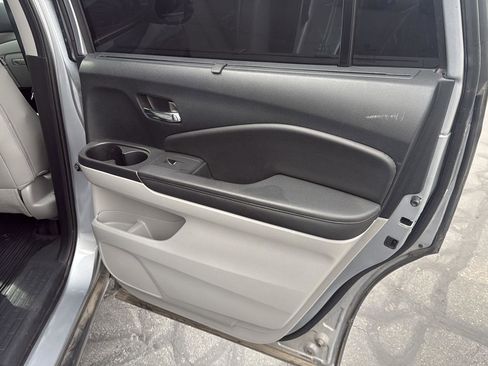 Used 2022 Honda Pilot Special Edition image 32