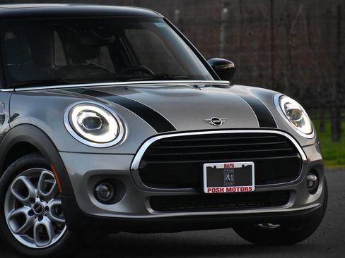 Used 2020 MINI Cooper 4-Door Hardtop image 3