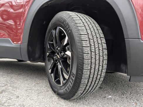 Certified 2021 Chevrolet TrailBlazer LT w/ Convenience Package image 36