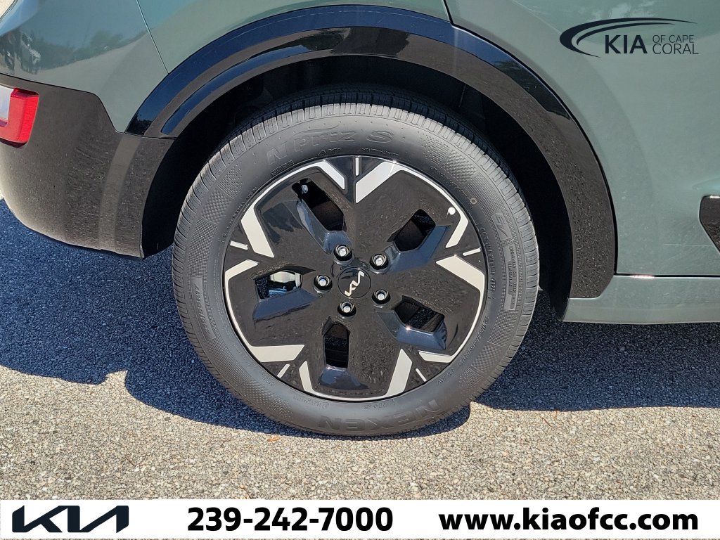 New 2025 Kia Niro Wind w/ Wind Preserve Package FWD image 9