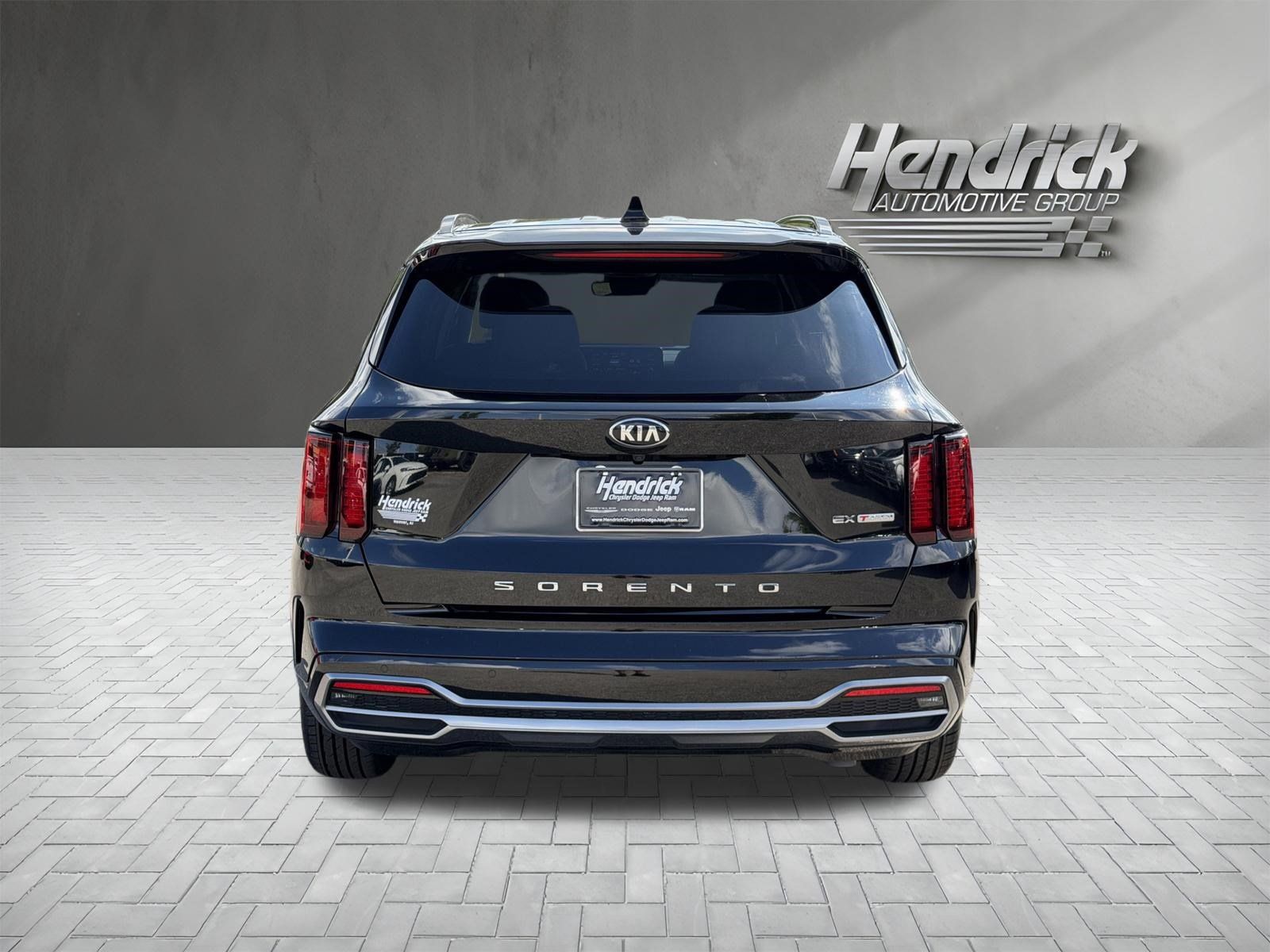 Used 2021 Kia Sorento EX FWD image 9