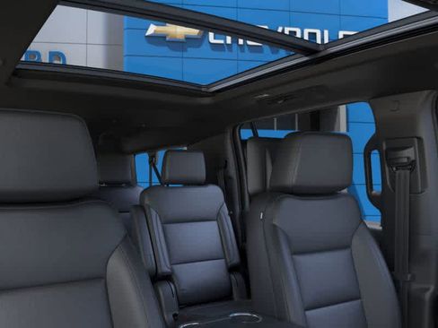 New 2026 Chevrolet Suburban Z71 w/ Z71 Off-Road Package image 24