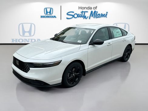 New 2025 Honda Accord SE image 3