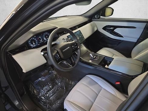 Certified 2026 Land Rover Range Rover Evoque S AWD/4WD image 18