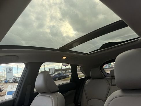 Certified 2024 INFINITI QX50 Luxe image 10