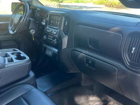 Used 2019 Chevrolet Silverado 1500 W/T w/ Trailering Package AWD/4WD image 17