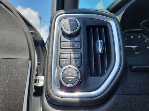 Used 2022 GMC Sierra 2500 Denali w/ Technology Package image 24