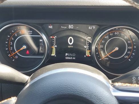 Used 2021 Jeep Wrangler Unlimited Sahara AWD/4WD image 20