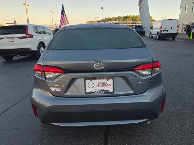 Used 2020 Toyota Corolla LE FWD image 4
