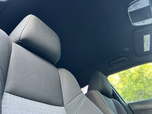 Used 2023 Dodge Charger SXT w/ Blacktop Package image 17