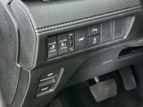 Certified 2025 Honda Odyssey Elite image 26