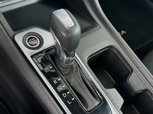 Used 2024 Nissan Sentra SV image 23