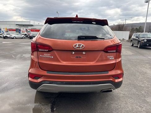 Used 2017 Hyundai Santa Fe Sport image 6