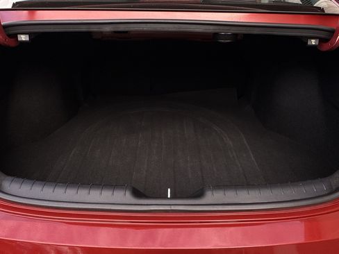 Certified 2025 Hyundai Elantra Limited FWD image 26