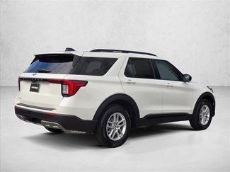 New 2026 Ford Explorer Active w/ Active Comfort Package video 2
