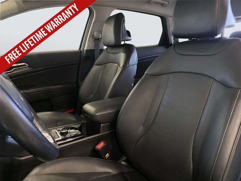Used 2023 Kia Sportage EX FWD image 29