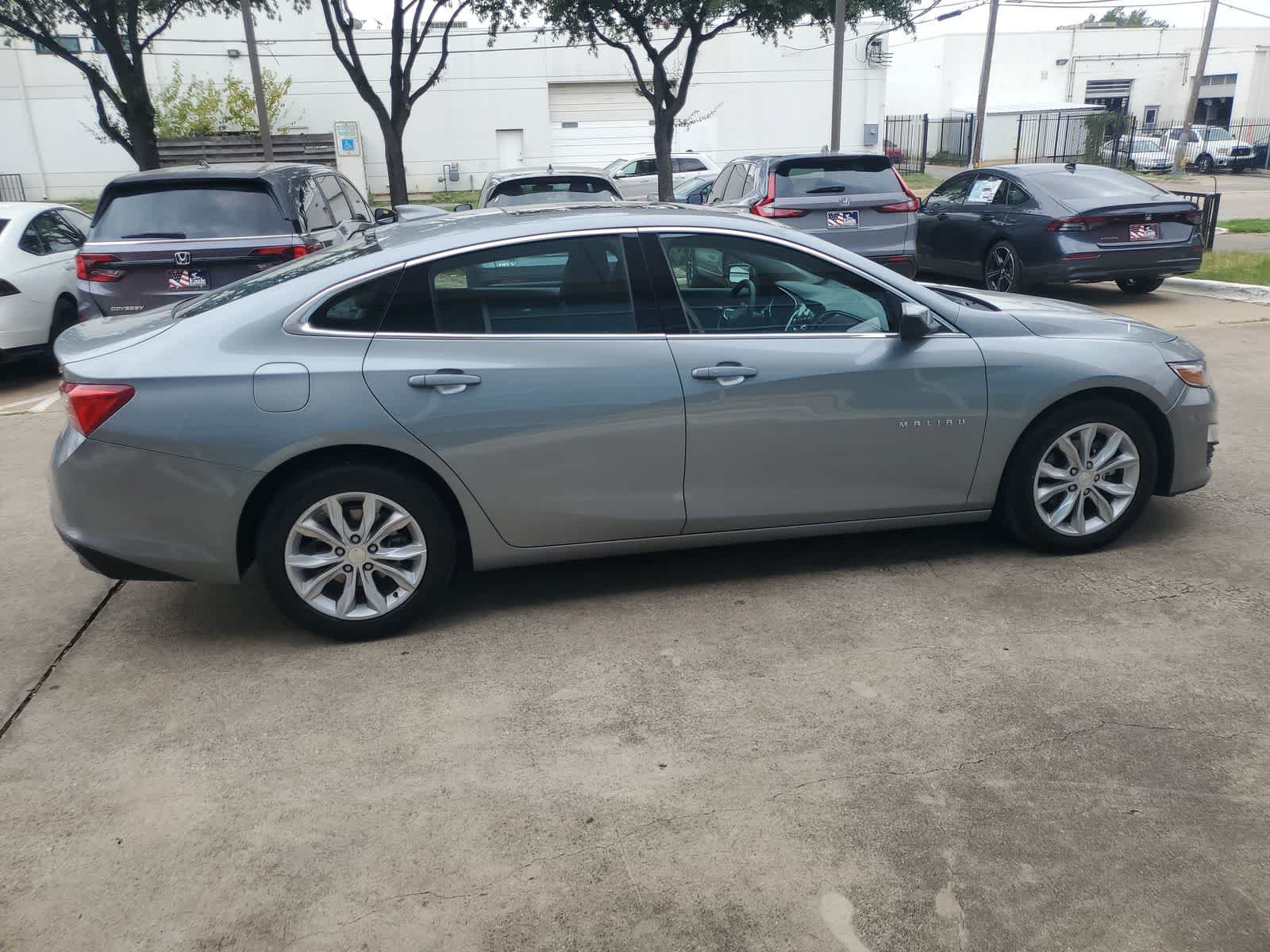 Used 2024 Chevrolet Malibu LT FWD image 7
