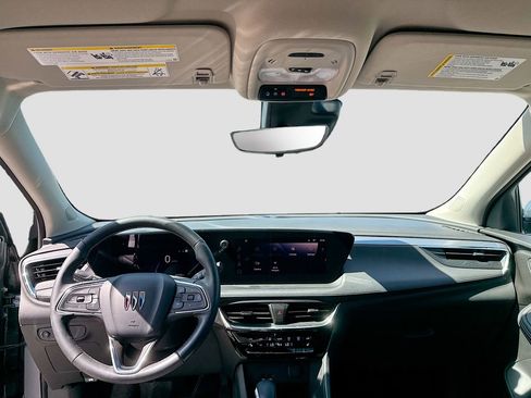 Used 2025 Buick Encore GX Avenir w/ Avenir Technology Package FWD image 19