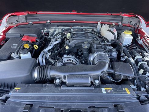 Used 2024 Jeep Gladiator Sport image 14