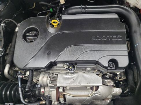 Used 2023 Chevrolet Malibu LT image 30