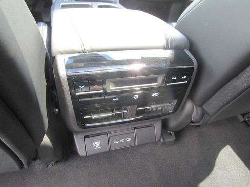 Certified 2026 Acura MDX w/ Technology Package AWD/4WD image 9