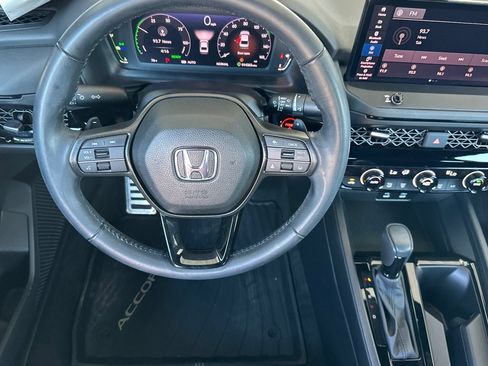 Used 2023 Honda Accord Sport image 14