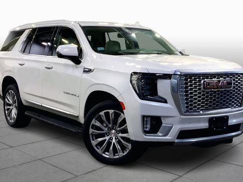 Used 2021 GMC Yukon Denali image 2