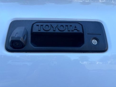 Used 2022 Toyota Tacoma SR w/ SR Convenience Package RWD image 25